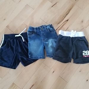 Lot of 3 Pairs of 2T Boy Shorts